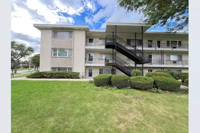 501 E Prospect Avenue #2B, Mount Prospect, IL 60056 - Photo 2