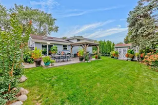760 Madelyn Dr, Des Plaines, IL 60016 - Photo 32