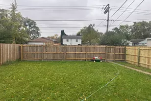 1807 Joanna Ave, Zion, IL 60099 - Photo 2