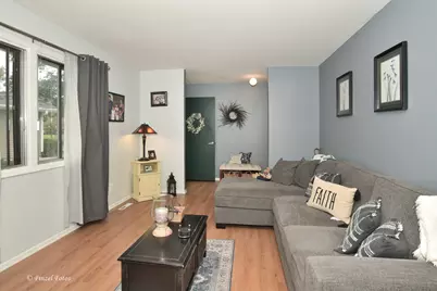 824 Wiltshire Drive #1, McHenry, IL 60050 - Photo 4