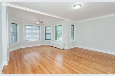6915 S Paxton Avenue #1, Chicago, IL 60649 - Photo 2
