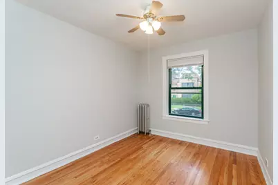 6915 S Paxton Avenue #1, Chicago, IL 60649 - Photo 10