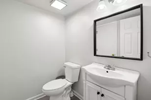 514 Holiday Ln, Hainesville, IL 60073 - Photo 12