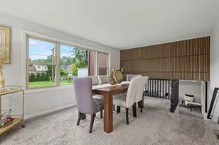 107 S Hi Lusi Ave, Mount Prospect, IL 60056 - Photo 10