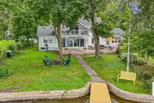 1153 N Shore Dr, Crystal Lake, IL 60014 - Photo 6