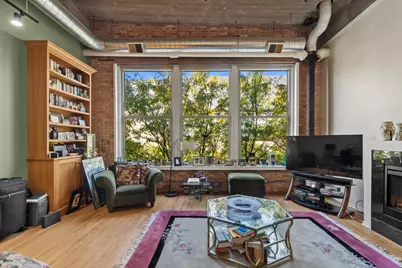 2000 S Michigan Avenue #304, Chicago, IL 60616 - Photo 4