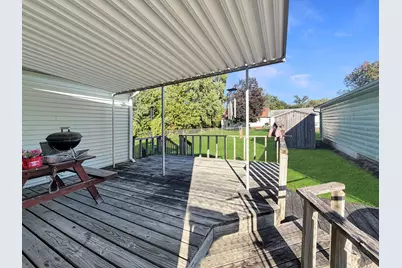 731 N Waddell Avenue, Freeport, IL 61032 - Photo 22
