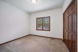 2310 Big Woods Dr, Batavia, IL 60510 - Photo 28