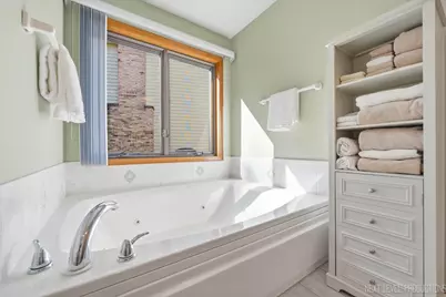 3809 Hagen Court, Woodridge, IL 60517 - Photo 14