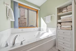 3809 Hagen Ct, Woodridge, IL 60517 - Photo 14