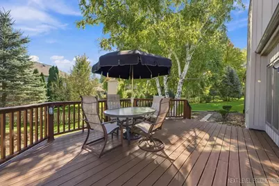 3809 Hagen Court, Woodridge, IL 60517 - Photo 2