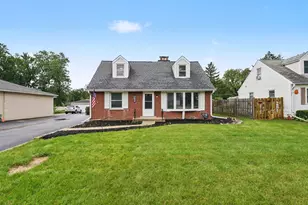 362 N Edgewood Ave, Lombard, IL 60148 - Photo 2