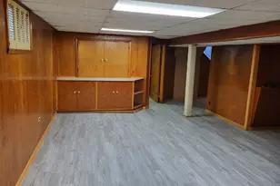 9035 S Euclid Ave, Chicago, IL 60617 - Photo 14