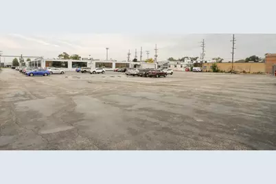 [Address not provided], Harwood Heights, IL 60706 - Photo 4