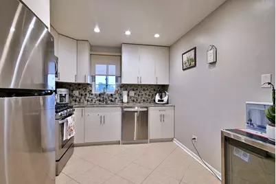 2 N Dee Road #203, Park Ridge, IL 60068 - Photo 16