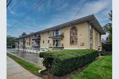 2 N Dee Road #203, Park Ridge, IL 60068 - Photo 2