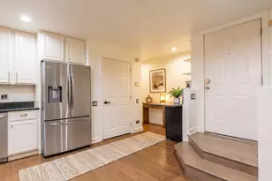 2625 N Ashland Ave, Chicago, IL 60614 - Photo 10