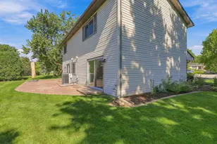 7 Pheasant Ct, Woodridge, IL 60517 - Photo 36