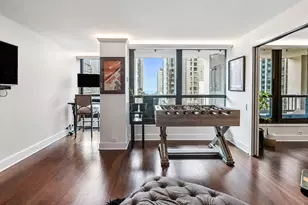 1030 N State St, Chicago, IL 60610 - Photo 18