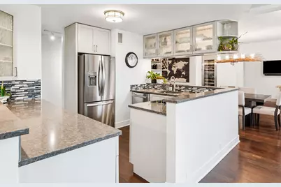 1030 N State Street #2GH, Chicago, IL 60610 - Photo 8