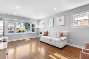 3232 N Oleander Ave, Chicago, IL 60634 - Photo 6