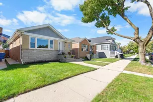 3232 N Oleander Ave, Chicago, IL 60634 - Photo 2