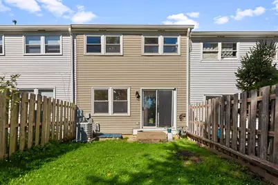 1931 Farnham Court, Schaumburg, IL 60194 - Photo 20
