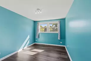1931 Farnham Ct, Schaumburg, IL 60194 - Photo 16