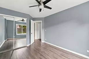 2651 S Cedar Glen Dr, Arlington Heights, IL 60005 - Photo 22