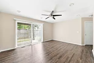 2651 S Cedar Glen Dr, Arlington Heights, IL 60005 - Photo 18