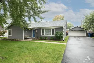11548 S Neenah Ave, Worth, IL 60482 - Photo 1