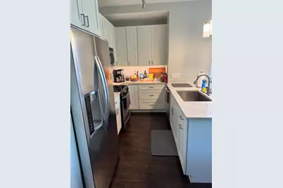 437 W Division Street #311, Chicago, IL 60610 - Photo 6