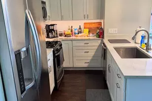 437 W Division St, Chicago, IL 60610 - Photo 6