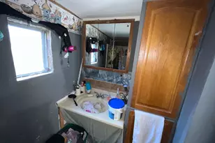 1004 Case St, Centralia, IL 62801 - Photo 18