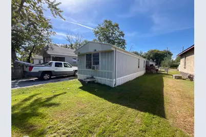 1004 Case Street, Centralia, IL 62801 - Photo 1