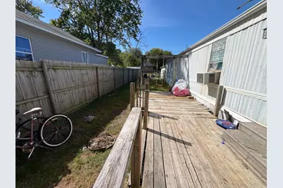 1004 Case Street, Centralia, IL 62801 - Photo 8