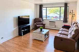 5358 N Cumberland Ave, Chicago, IL 60656 - Photo 2