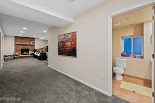 8102 Tennessee Ave, Willowbrook, IL 60527 - Photo 22