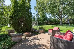 8102 Tennessee Ave, Willowbrook, IL 60527 - Photo 24