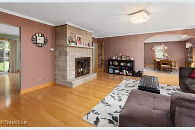 8102 Tennessee Avenue, Willowbrook, IL 60527 - Photo 4