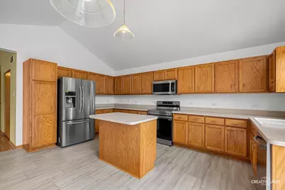 1020 Duran Court, Joliet, IL 60431 - Photo 8