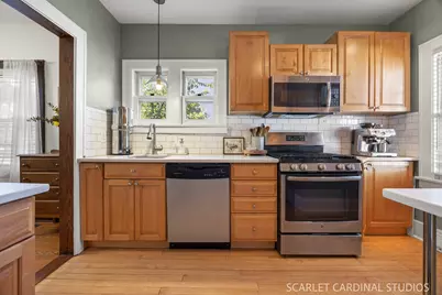 335 E Madison Avenue, Wheaton, IL 60187 - Photo 14