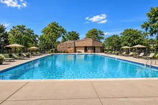 2212 Country Club Dr, Woodridge, IL 60517 - Photo 26