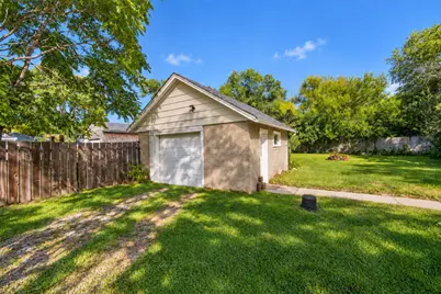 2006 Elm Lane, Ottawa, IL 61350 - Photo 24