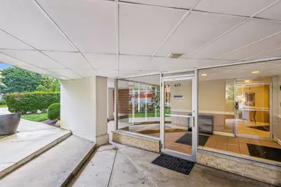 445 Sherman Avenue #302, Evanston, IL 60202 - Photo 2