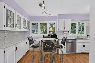 220 E Hillside Road, Naperville, IL 60540 - Photo 10