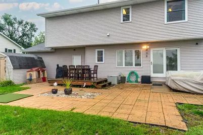 1502 Sunset Drive, Holiday Hills, IL 60051 - Photo 26