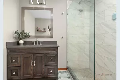 1502 Sunset Drive, Holiday Hills, IL 60051 - Photo 16