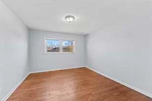 16426 Shirley Ct, South Holland, IL 60473 - Photo 12