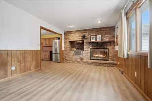 912 Parmon Rd, Bloomington, IL 61701 - Photo 16